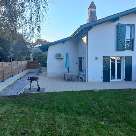Appartement 70 M2 - Terrasse Et Jardin Privatifs Mouguerre Extérieur photo