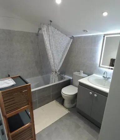 Appartement 70 M2 - Terrasse Et Jardin Privatifs Mouguerre Extérieur photo